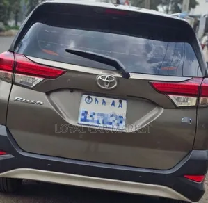 Toyota Rush 2020 Gray
