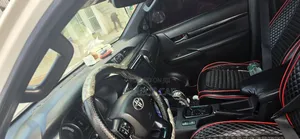 Toyota Hilux 2020 White