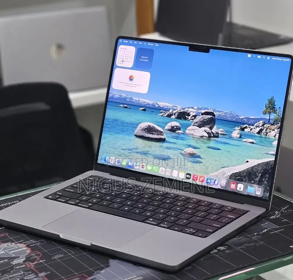 New Laptop Apple MacBook Pro 2021 M1 32GB Apple M1 Pro SSD 512GB