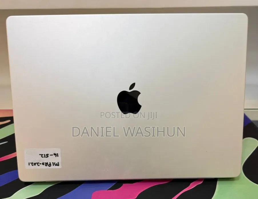 New Laptop Apple MacBook Pro 2021 M1 16GB Apple M1 Pro SSD 512GB