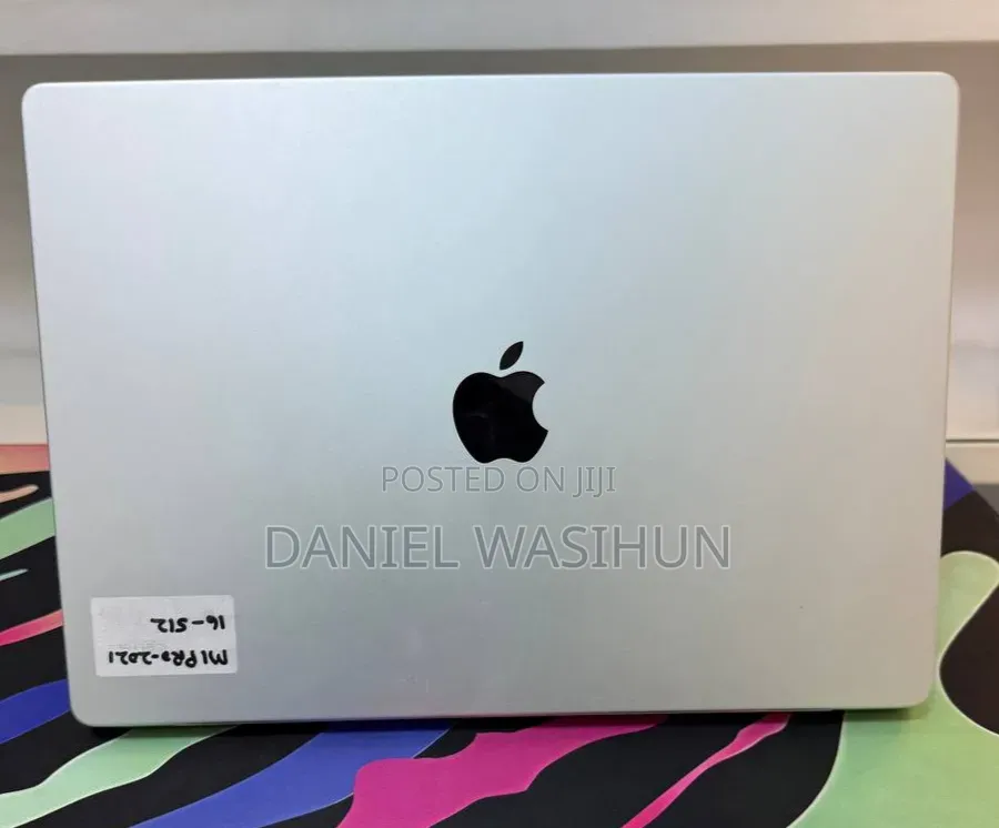 New Laptop Apple MacBook Pro 2021 M1 16GB Apple M1 Pro SSD 512GB
