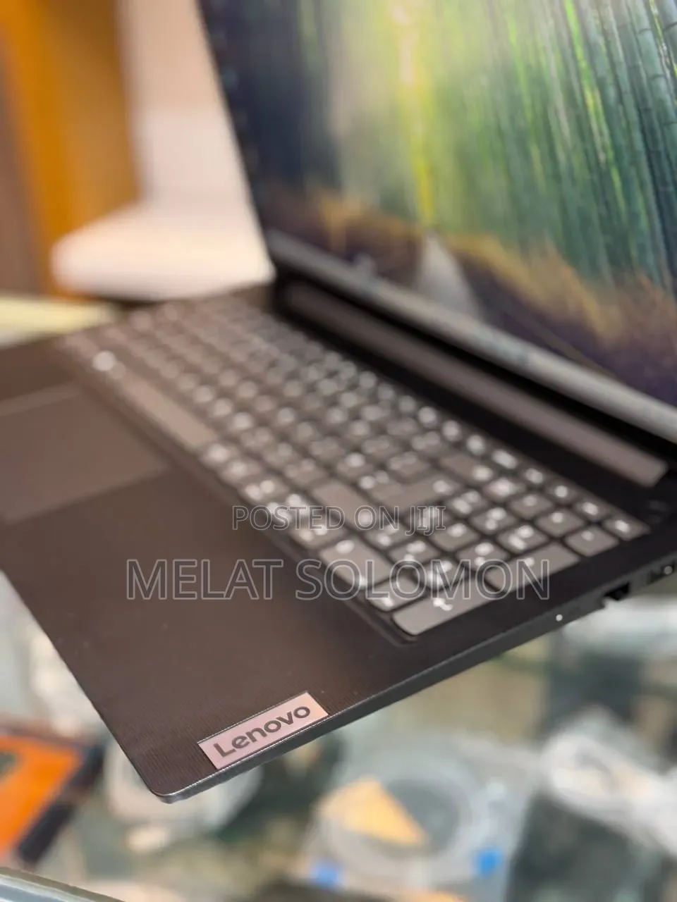 New Laptop Lenovo 8GB AMD Ryzen 5 SSD 512GB