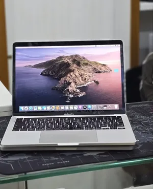 New Laptop Apple MacBook 2020 32GB Intel Core i7 SSD 512GB