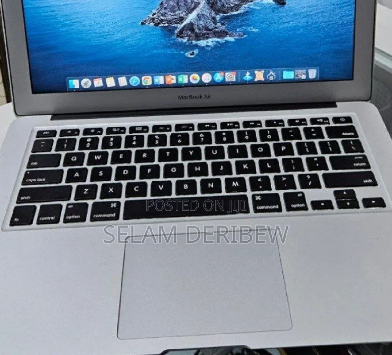 New Laptop Apple MacBook Air 4GB Intel Core i5 SSD 128GB