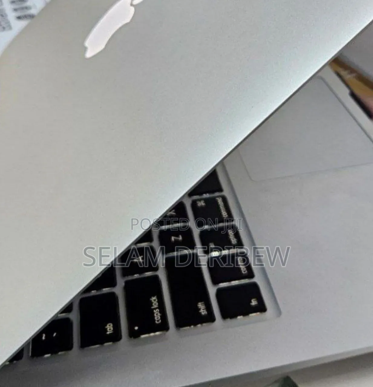 New Laptop Apple MacBook Air 4GB Intel Core i5 SSD 128GB