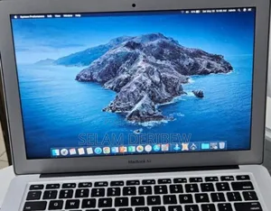New Laptop Apple MacBook Air 4GB Intel Core i5 SSD 128GB