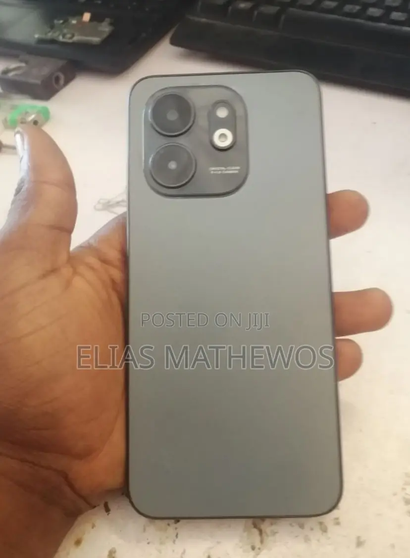 Infinix Smart 9 64 GB Silver