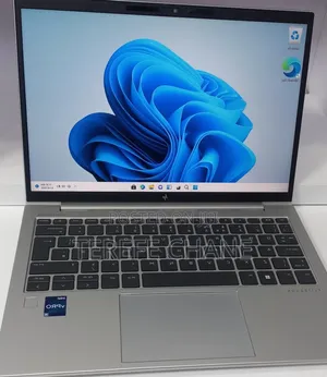 New Laptop HP EliteBook 830 G9 16GB Intel Core i5 SSD 512GB