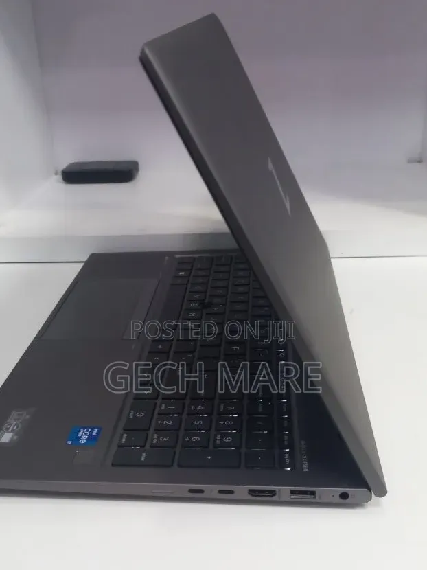 New Laptop Lenovo ThinkPad T14 16GB Intel Core i7 SSD 512GB
