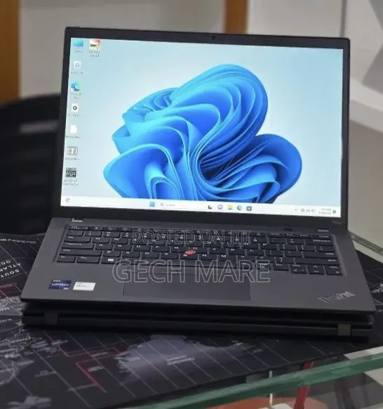 New Laptop Lenovo ThinkPad T14 16GB Intel Core i7 SSD 512GB