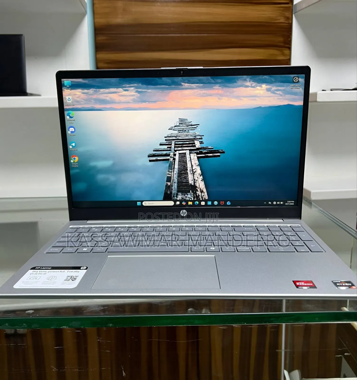 New Laptop HP 8GB AMD Ryzen 5 SSD 512GB