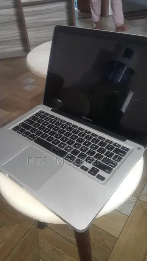 Laptop Apple MacBook Pro 2013 8GB Intel Core i5 HDD 500GB