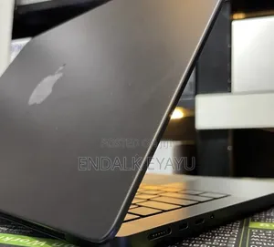 New Laptop Apple MacBook Pro 2024 M4 Max 48GB Apple M4 Max SSD 2T