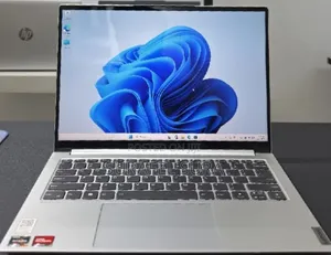 New Laptop Lenovo Ideapad 3 16GB AMD Ryzen 7 SSD 512GB
