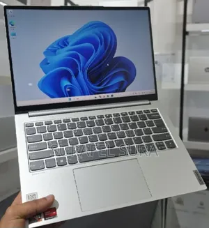 New Laptop Lenovo Ideapad 3 16GB AMD Ryzen 7 SSD 512GB