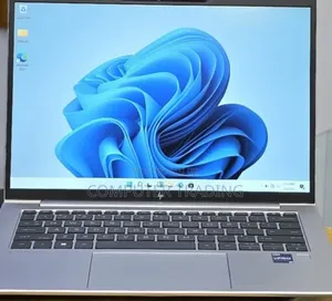 New Laptop HP EliteBook 840 G10 16GB Intel Core i7 SSD 512GB