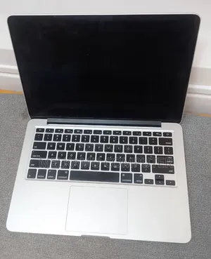 New Laptop Apple MacBook Pro 2013 8GB Intel Core i5 SSD 256GB