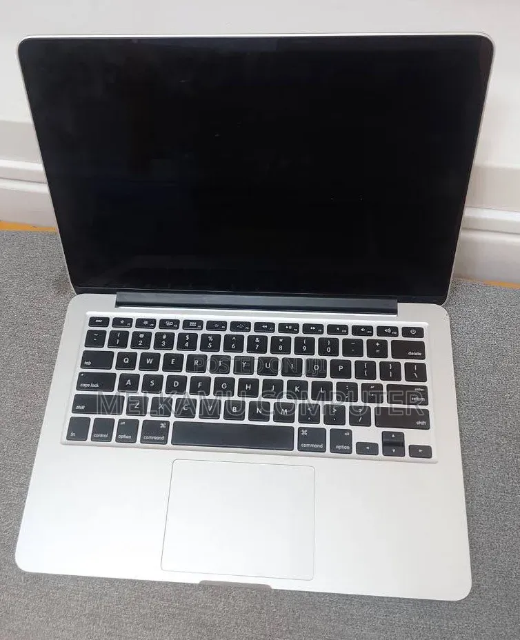 New Laptop Apple MacBook Pro 2013 8GB Intel Core i5 SSD 256GB