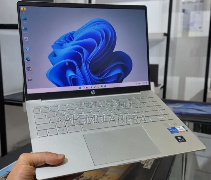 New Laptop HP Pavilion 14 16GB Intel Core i5 SSD 512GB