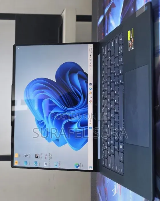 New Laptop Lenovo Yoga 2 16GB AMD Ryzen 7 SSD 512GB
