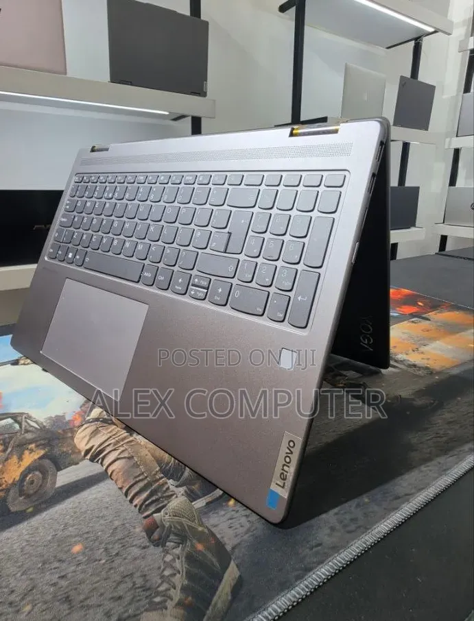New Laptop Lenovo 16GB AMD Ryzen 7 SSD 512GB