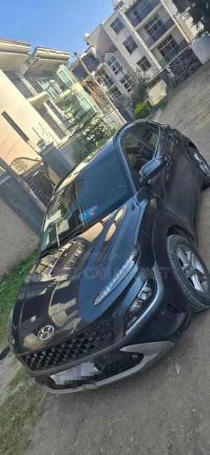 Hyundai Kona 2022 Gray