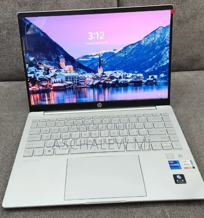 New Laptop HP Pavilion 14 16GB Intel Core i7 SSD 512GB