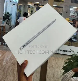 New Laptop Apple MacBook Air 2020 M1 8GB Apple M1 SSD 256GB