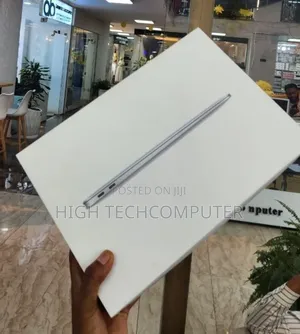 New Laptop Apple MacBook Air 2020 M1 8GB Apple M1 SSD 256GB