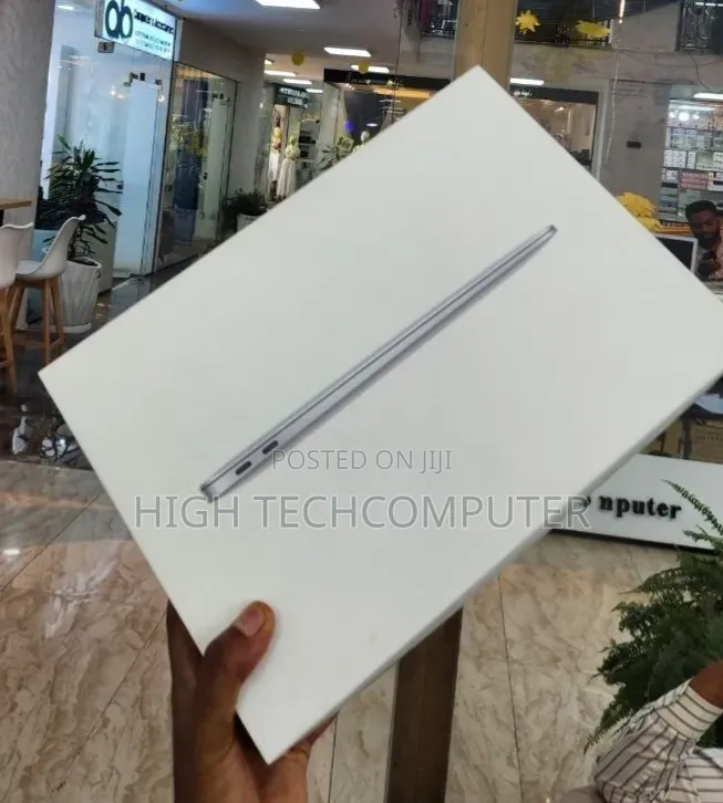 New Laptop Apple MacBook Air 2020 M1 8GB Apple M1 SSD 256GB