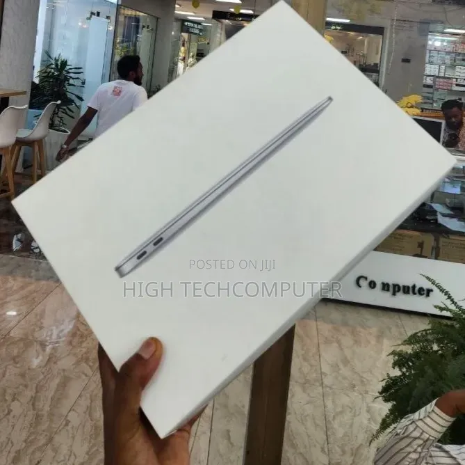 New Laptop Apple MacBook Air 2020 M1 8GB Apple M1 SSD 256GB