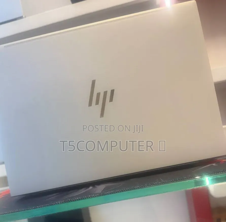 New Laptop HP EliteBook 660 G11 16GB Intel Core Ultra 7 SSD 512GB