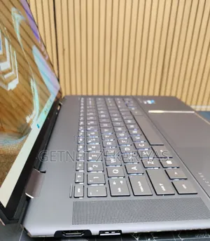 New Laptop HP Spectre 16GB Intel Core i7 SSD 512GB