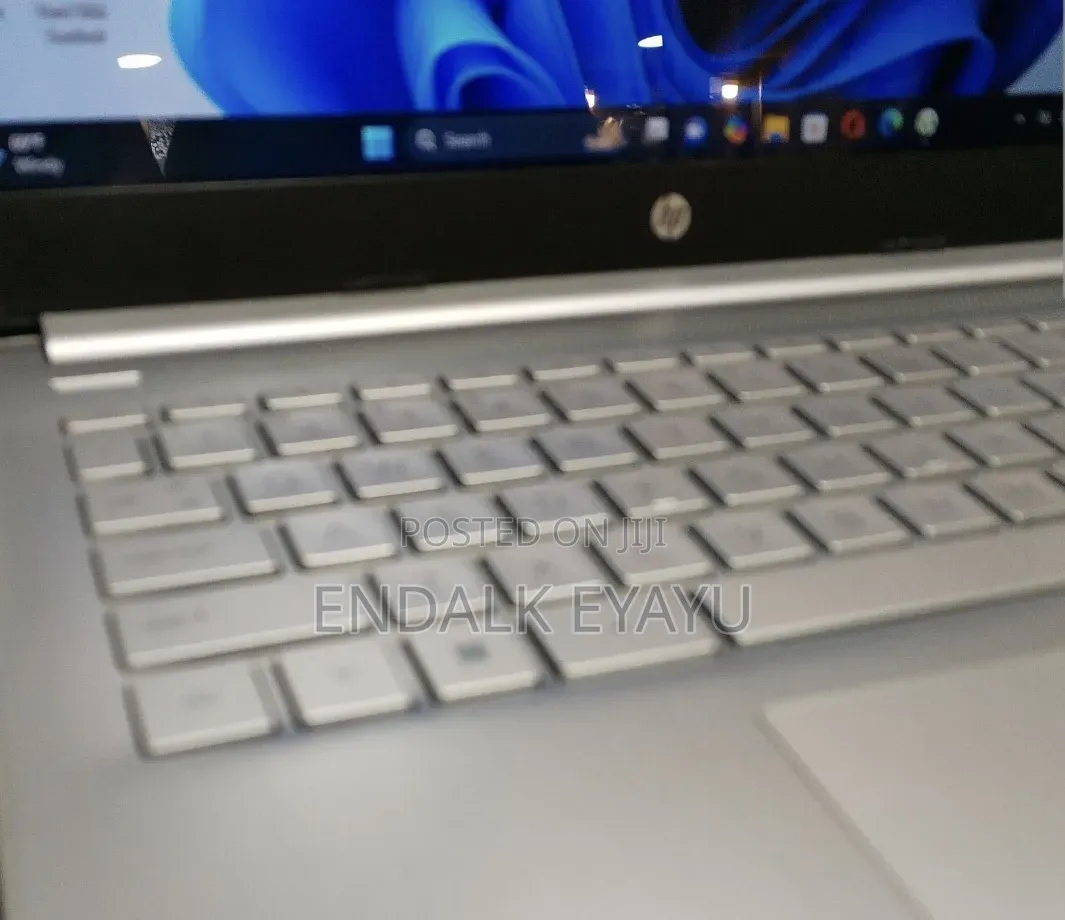 New Laptop HP Stream Notebook 8GB AMD Ryzen 5 SSD 512GB
