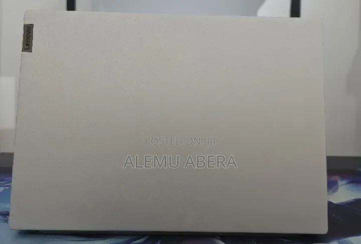 New Laptop Lenovo 16GB AMD Ryzen 7 SSD 512GB