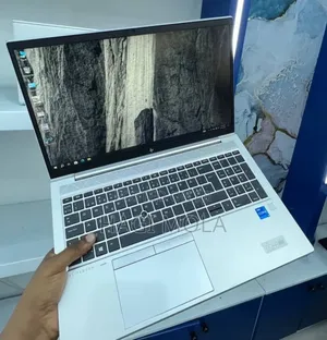 New Laptop HP EliteBook 850 16GB Intel Core i5 SSD 512GB