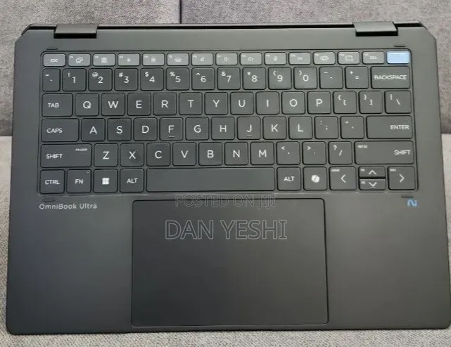 New Laptop HP OmniBook Ultra Flip 14" 16GB Intel Core Ultra 7 SSD 1T