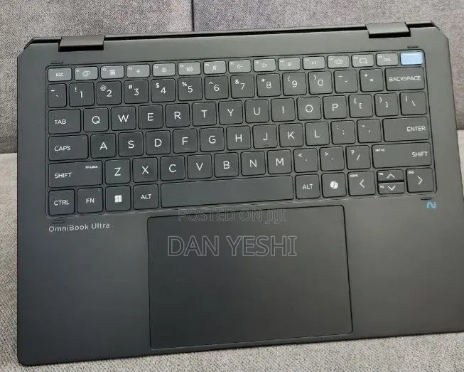 New Laptop HP OmniBook Ultra Flip 14" 16GB Intel Core Ultra 7 SSD 1T