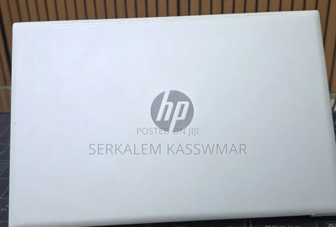 New Laptop HP Pavilion 13 8GB Intel Core i5 SSD 512GB