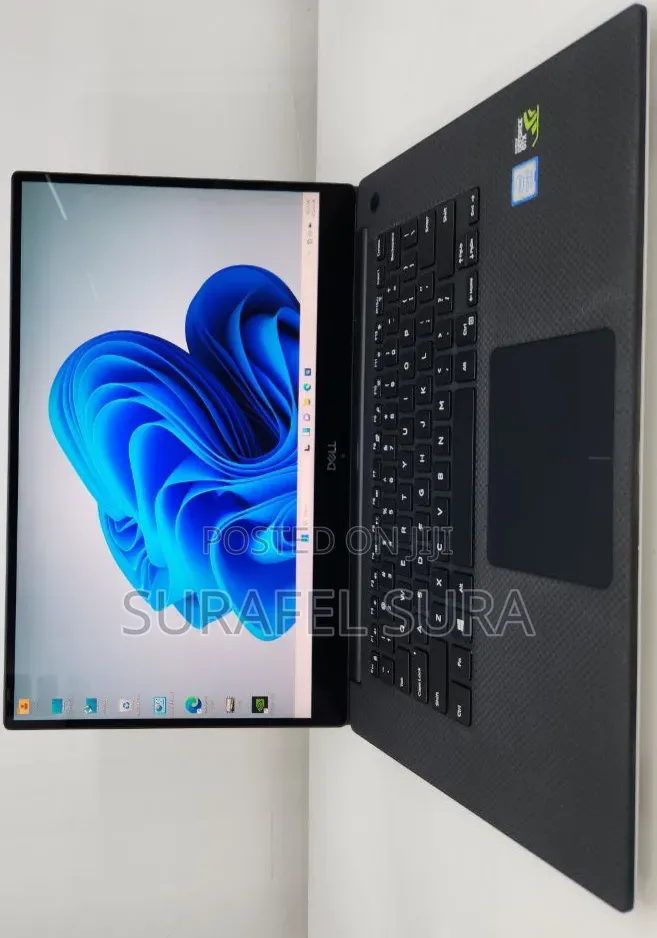 New Laptop Dell XPS 15 16GB Intel Core i7 SSD 512GB