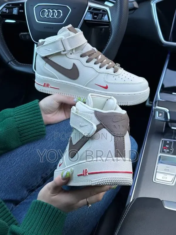 Nike Air Force 1 High-Top White/ Dark Brown