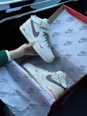 Nike Air Force 1 High-Top White/ Dark Brown