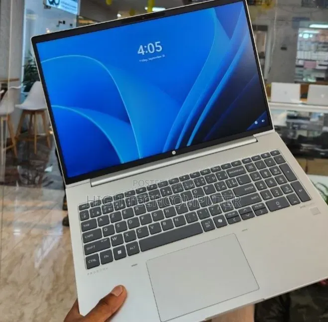 New Laptop HP EliteBook 640 G11 16GB Intel Core Ultra 7 SSD 512GB