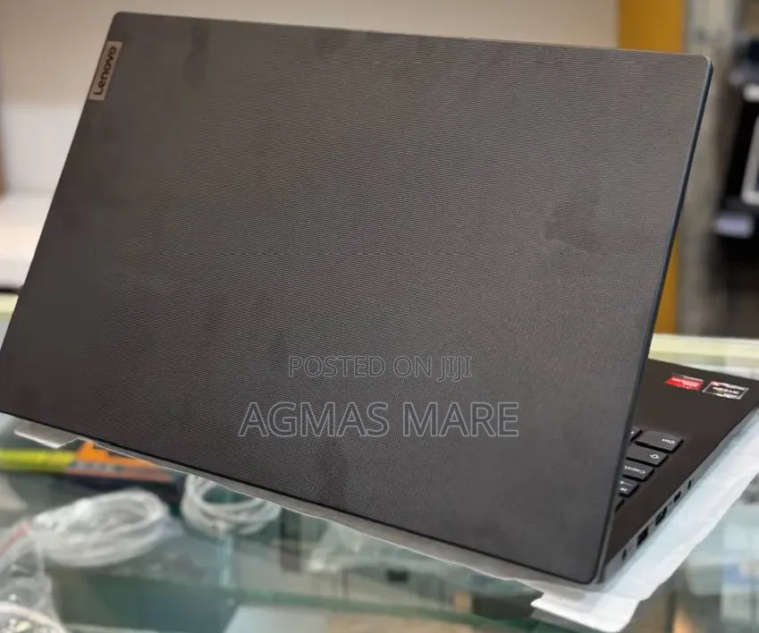 New Laptop Lenovo Ideapad 3 8GB AMD Ryzen 5 SSD 512GB