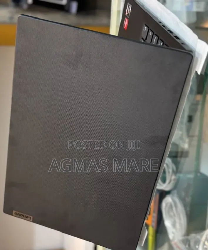 New Laptop Lenovo Ideapad 3 8GB AMD Ryzen 5 SSD 512GB