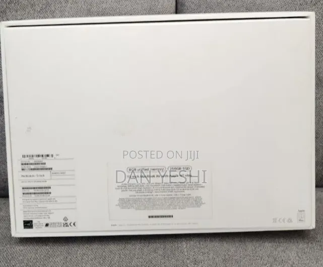 New Laptop Apple MacBook Air 2020 M1 8GB Apple M1 SSD 256GB