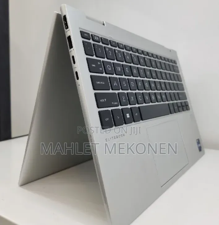 New Laptop HP EliteBook 830 16GB Intel Core i7 SSD 512GB
