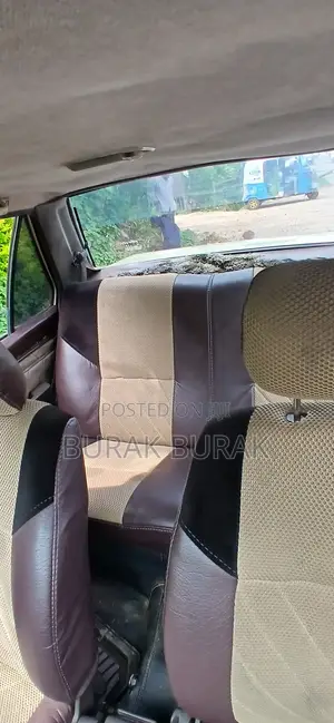 Toyota Corolla 1986 Gold