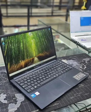New Laptop Asus 16GB Intel Core 5 SSD 512GB