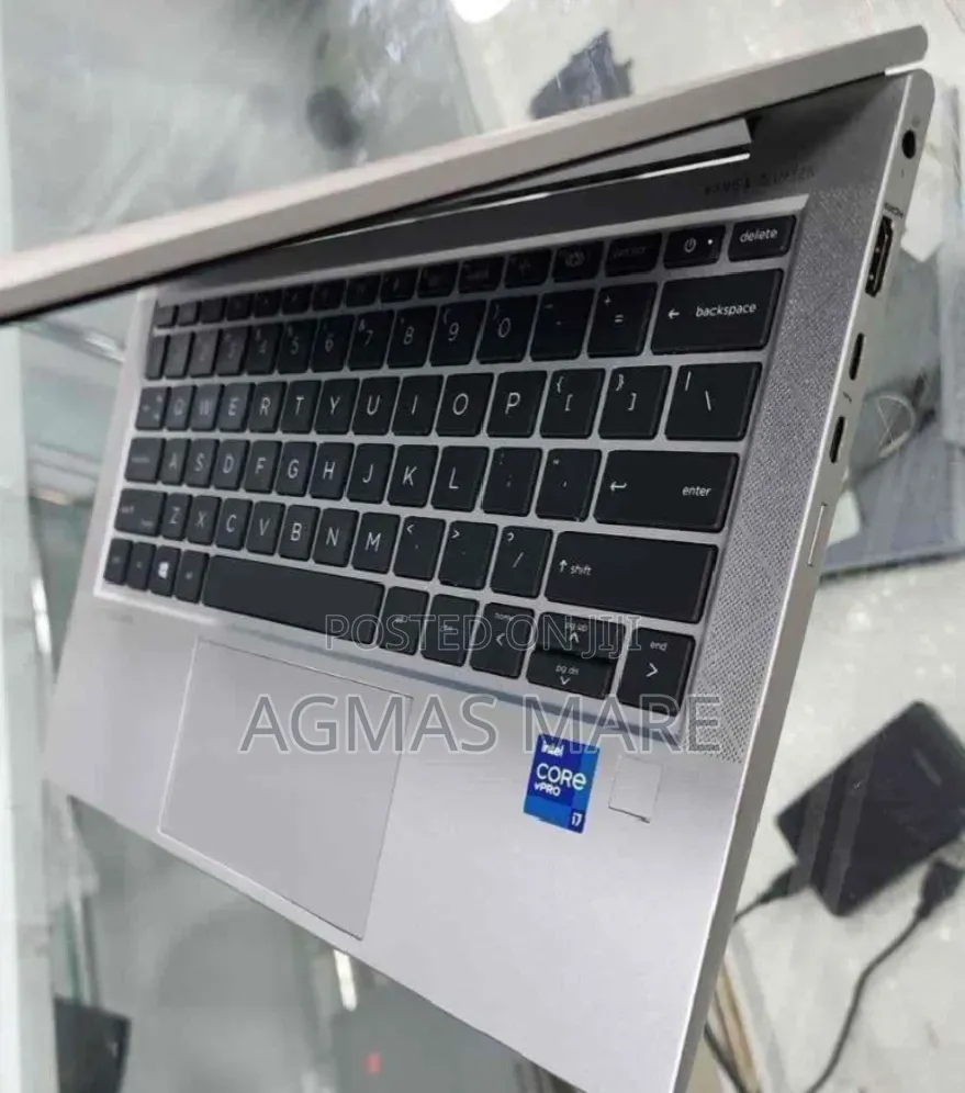 New Laptop HP EliteBook 840 G8 16GB Intel Core i7 SSD 512GB